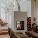 Stunning And Modern House On The شقة