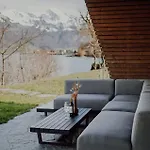 Stunning And Modern House On The Quarten