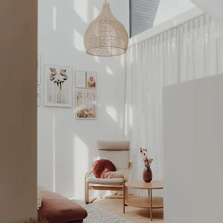 Stunning And Modern House On The Apartamento Quarten