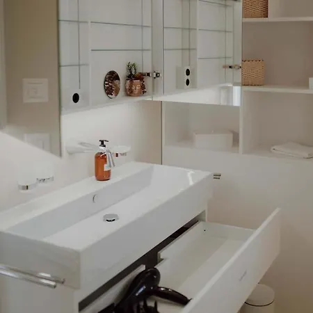 Apartamento Stunning And Modern House On The *