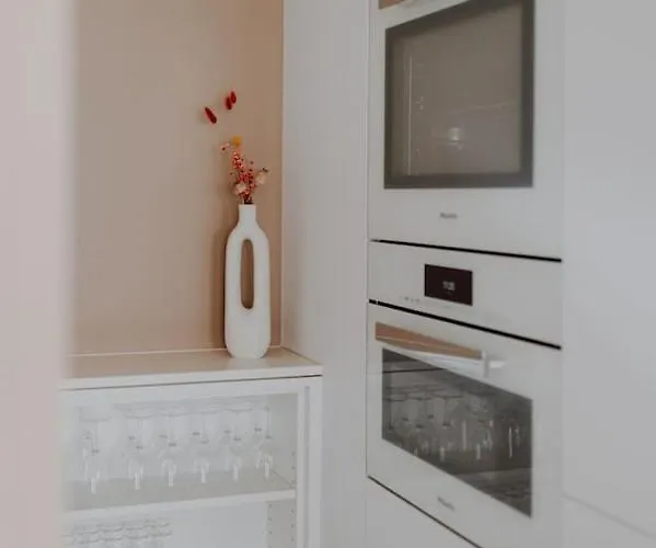 Stunning And Modern House On The Quarten