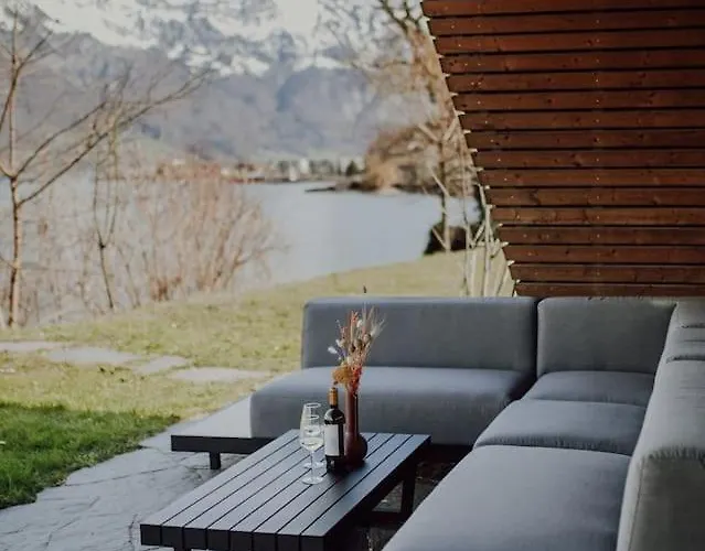 Stunning And Modern House On The Quarten