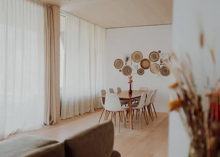 Apartment Stunning And Modern House On The *