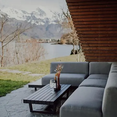 Stunning And Modern House On The Quarten